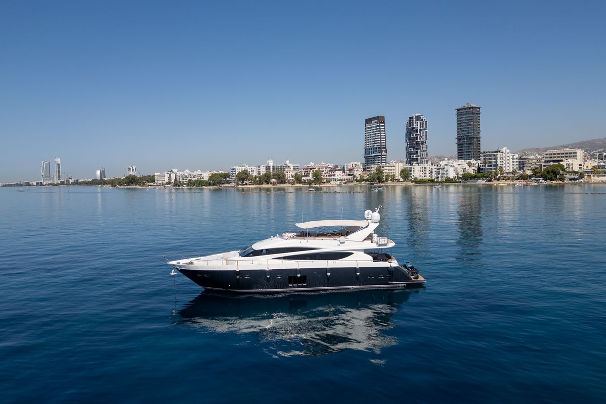 PRINCESS 85, a 2010 25.93m motor yacht for sale, profile port