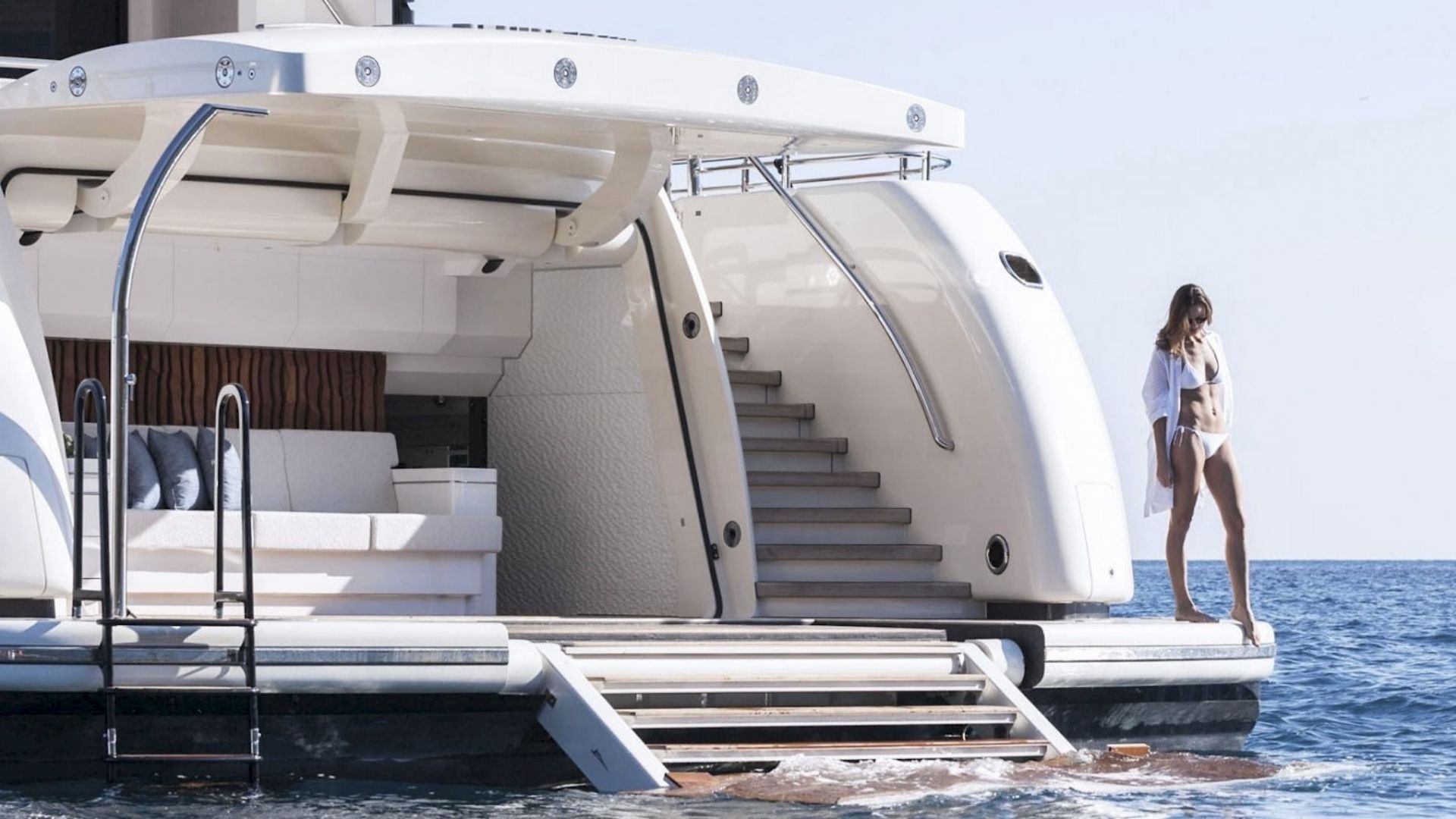 "RUYA", a 2016 Alia Yachts 41.4m motor yacht for charter, transom