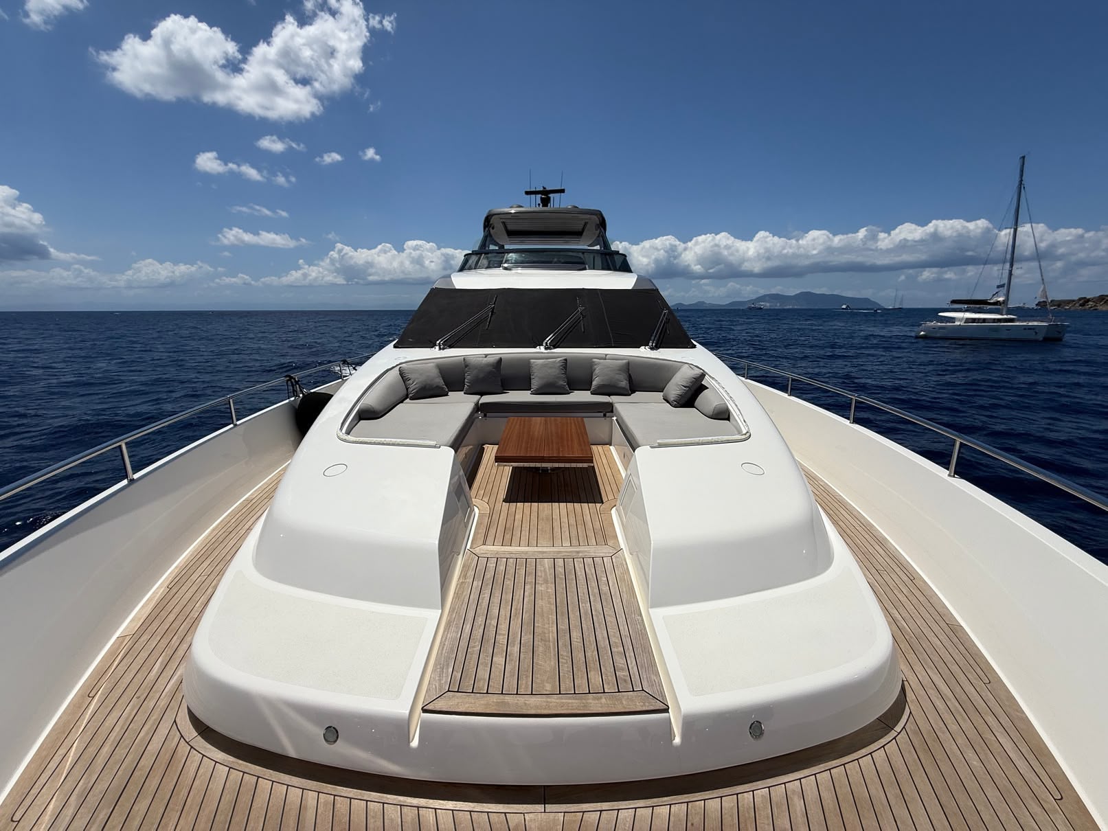 SANLORENZO SL86, a 2018 Sanlorenzo 26.76m motor yacht for sale with Smart Yachts, foredeck