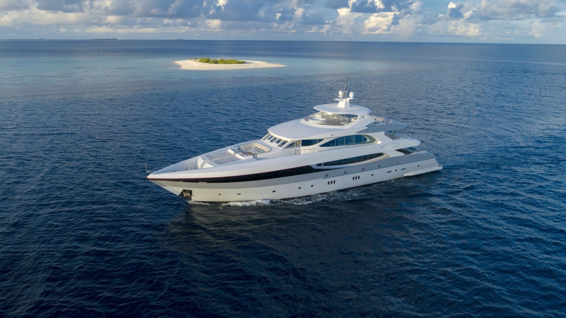 "SEAREX", a 2018 T.A. Maldives 38m motor yacht for charter, aerial