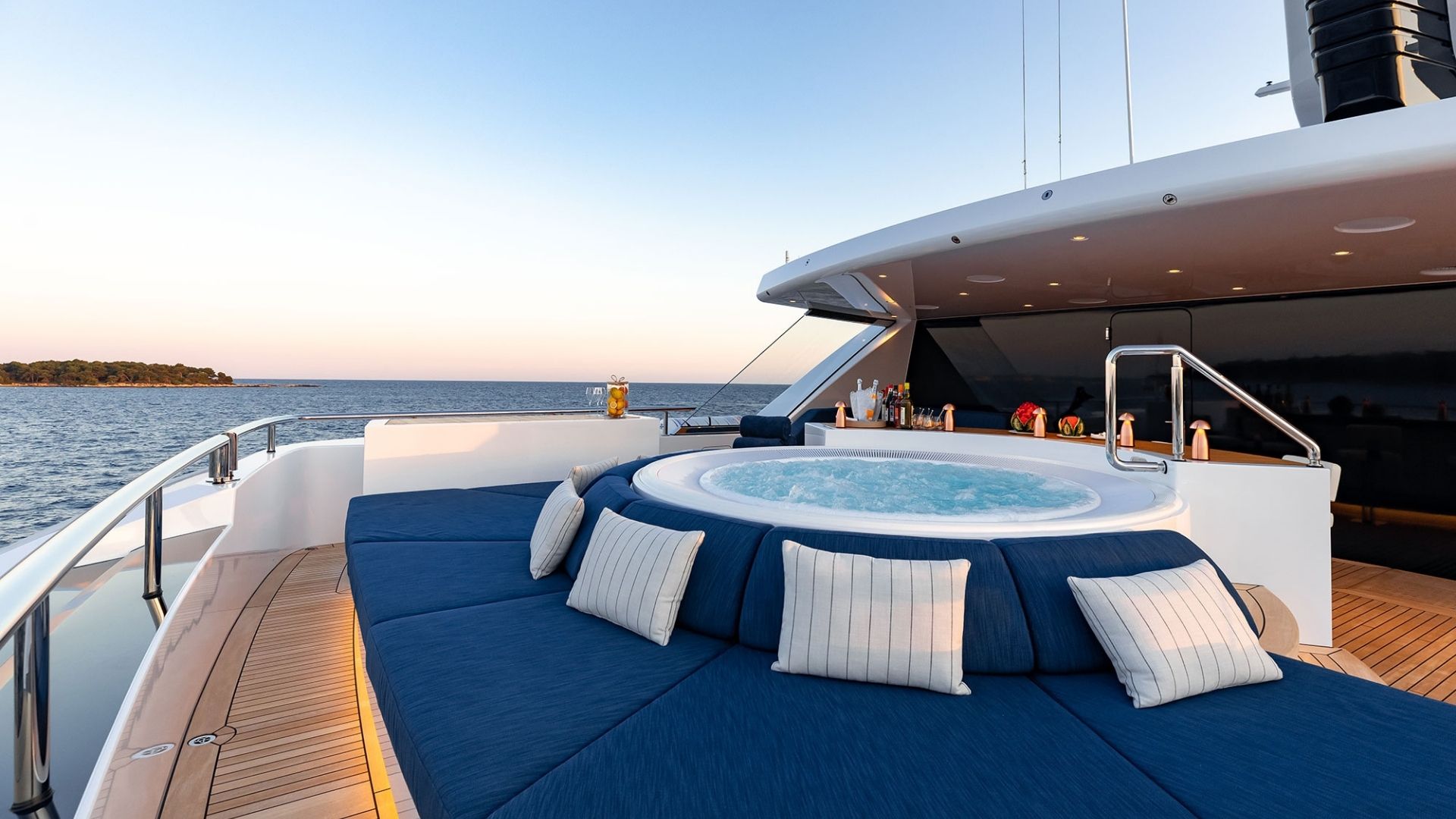 "STARLUST", a 2020 Abeking & Rasmussen 68.2m motor yacht for charter, sundeck jacuzzi