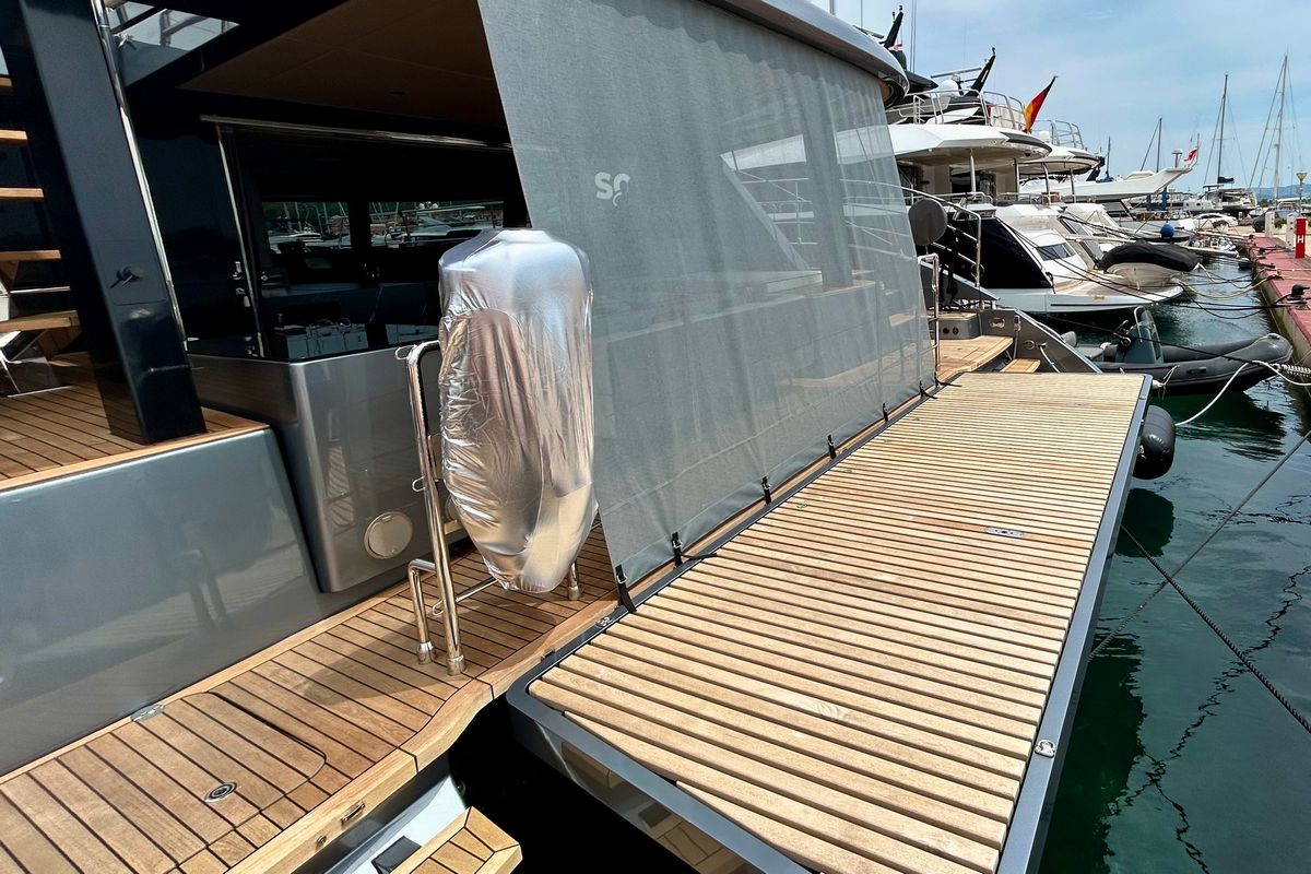 "SOUL SURF", a 2024 SUNREEF 15.2m catamaran for sale, swim platform