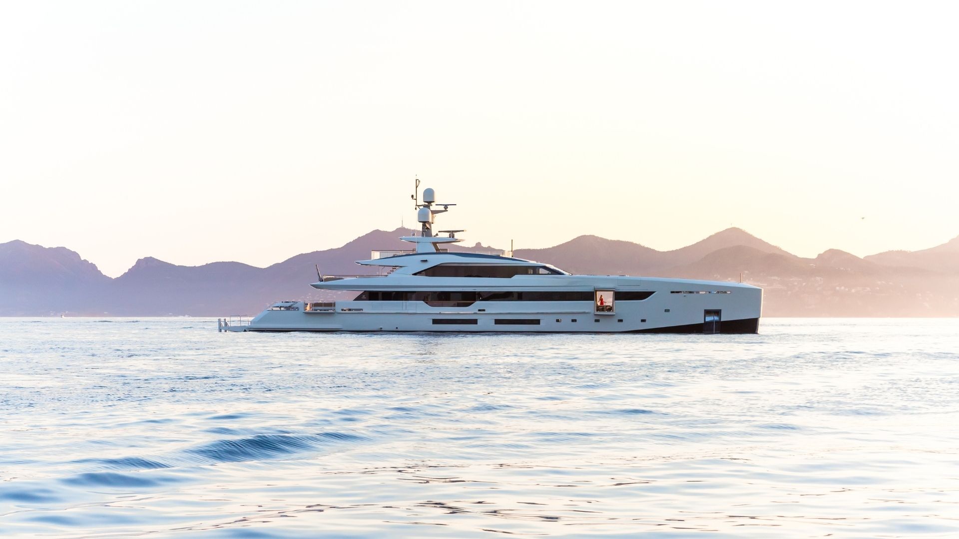 "VERTIGE", a 2017 Tankoa 49.9m motor yacht for charter, profile starboard