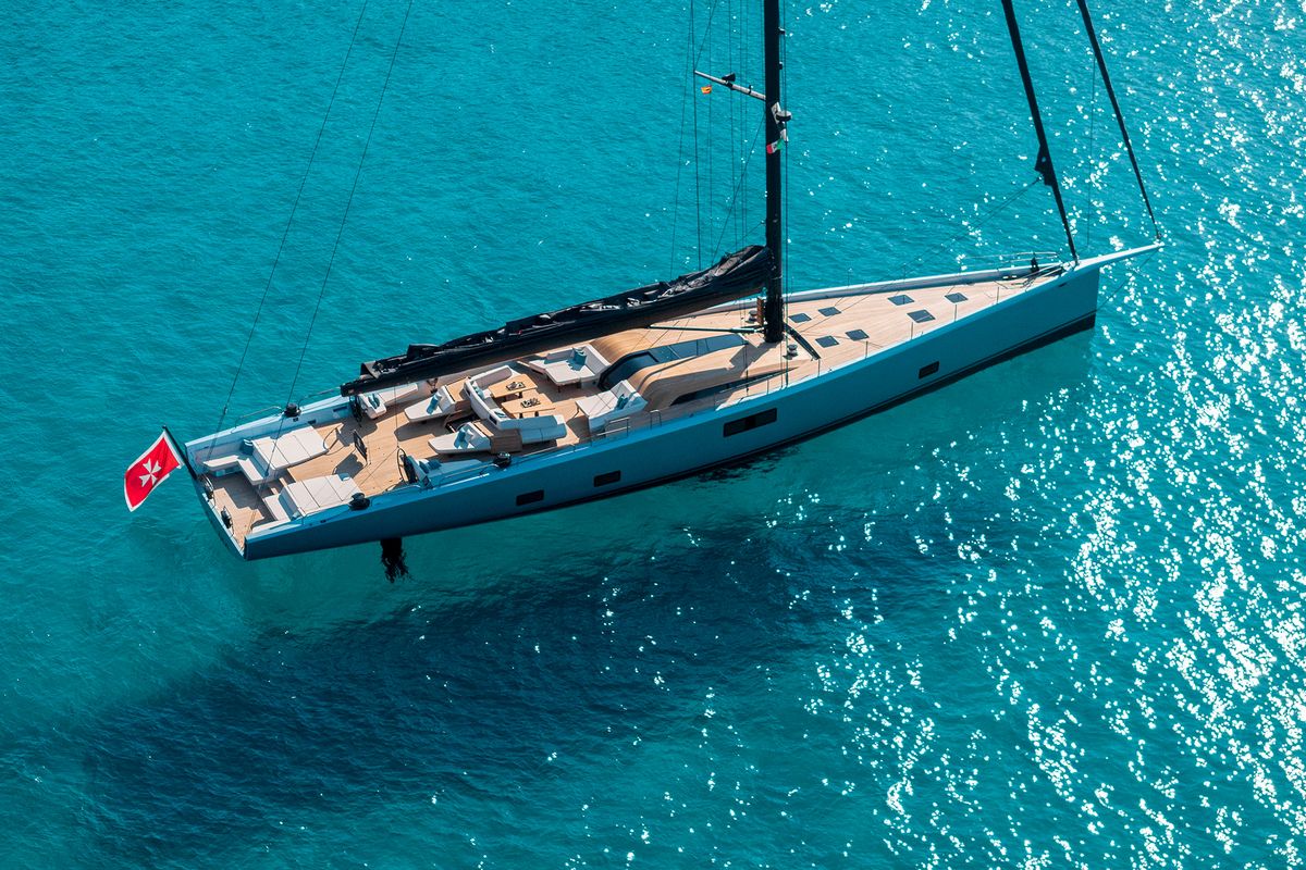 WALLYWIND 110