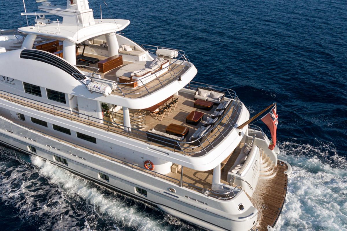 "WERE DREAMS", a 2008 AMELS 52.3m motor yacht for sale, stern