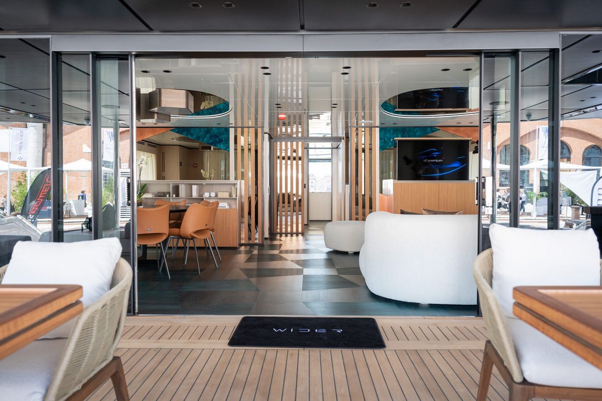 WIDERCAT 92, a 2028 Wider 28.04m catamaran for sale, aft deck